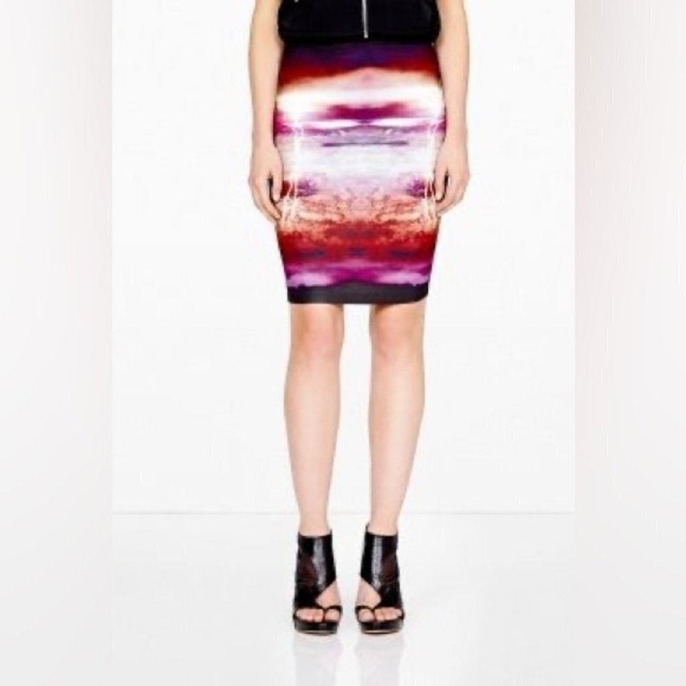 McQ by Alexander McQueen Lightning Knee length Tube Skirt Size XS - Picture 15 of 15
